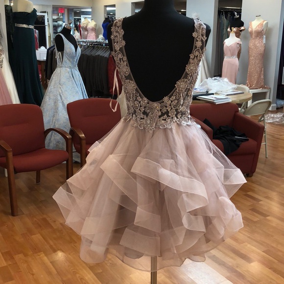 ⭐️SOLD OUT⭐️ Mauve prom dress with lace - Picture 4 of 8